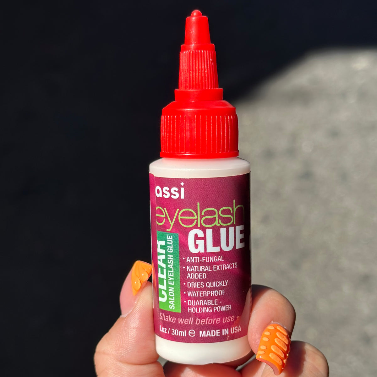 Sassi Eyelash Glue (1fl.oz)